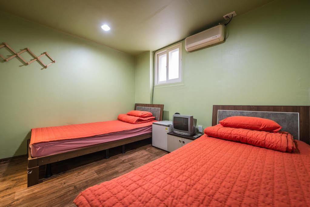 Chris Hostel Σεούλ Εξωτερικό φωτογραφία